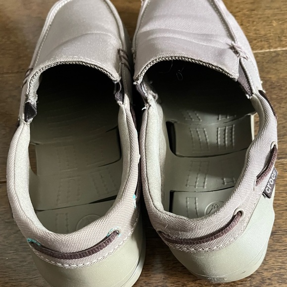 Crocs men’s size 10 shoes - Picture 3 of 3